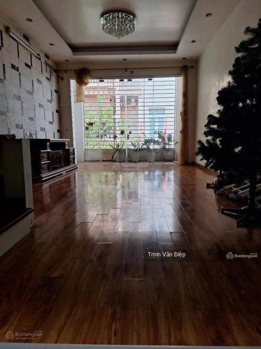 Cho thuê nhà ngõ 234 hoàng quốc việt cầu giấy dt 55m2 5t 8 pn đường 2 ô tô tránh nhau, kinh doanh