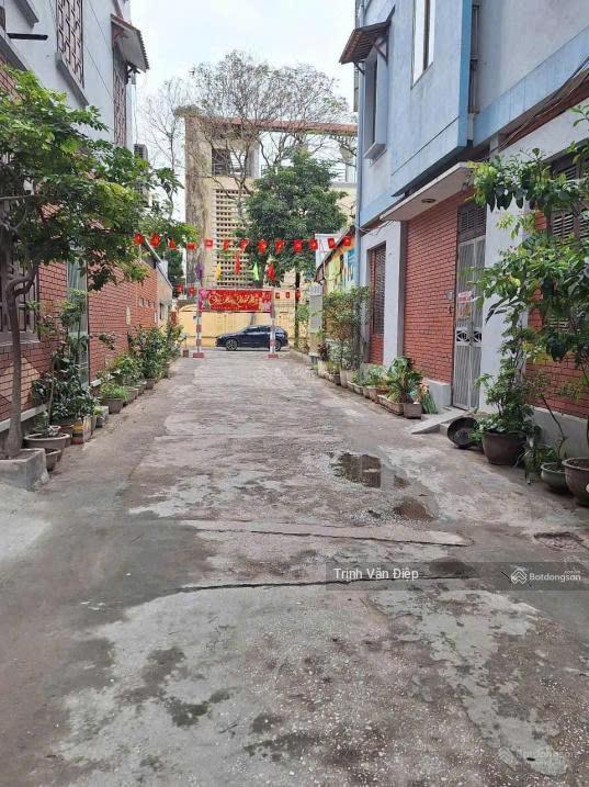 Cho thuê nhà ngõ 234 hoàng quốc việt cầu giấy dt 55m2 5t 8 pn đường 2 ô tô tránh nhau, kinh doanh