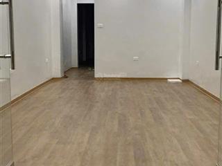 Cho thuê nhà ngõ thái thịnh, phường ngã tư sở, đống đa dt 35m x5t 4 phòng ngủ khép kín