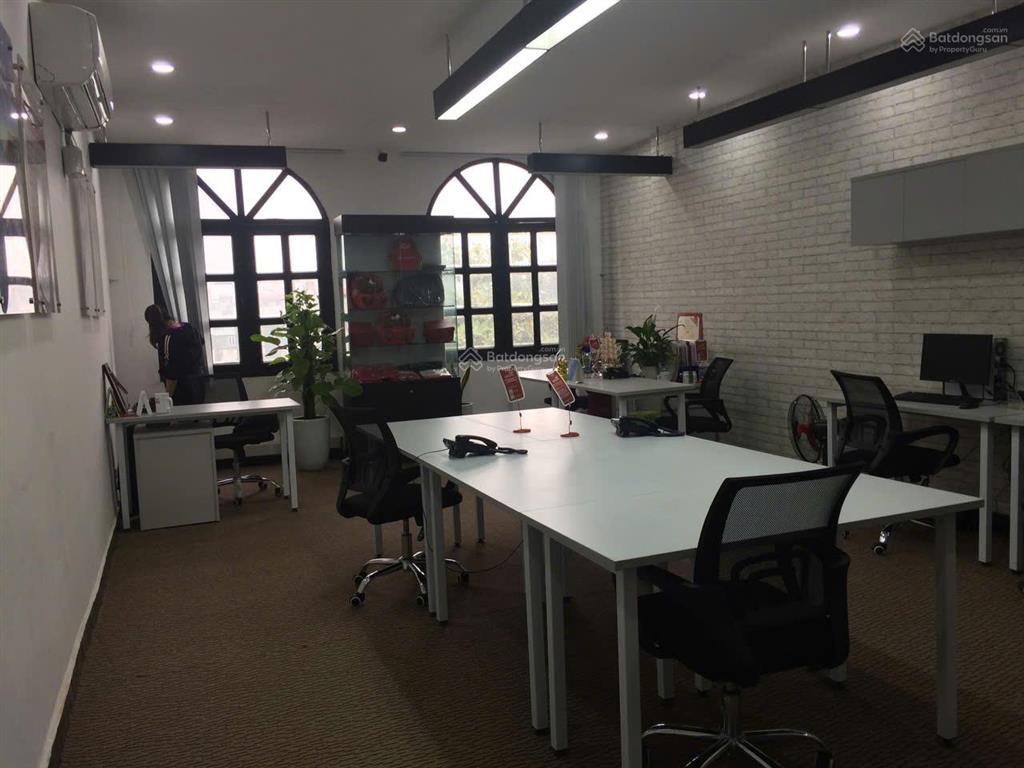 Cho thuê nhà 6 tầng mặt phố đội cấn ba đình, mặt tiền 6m, dt 80m, 9 phòng, vị trí trung tâm