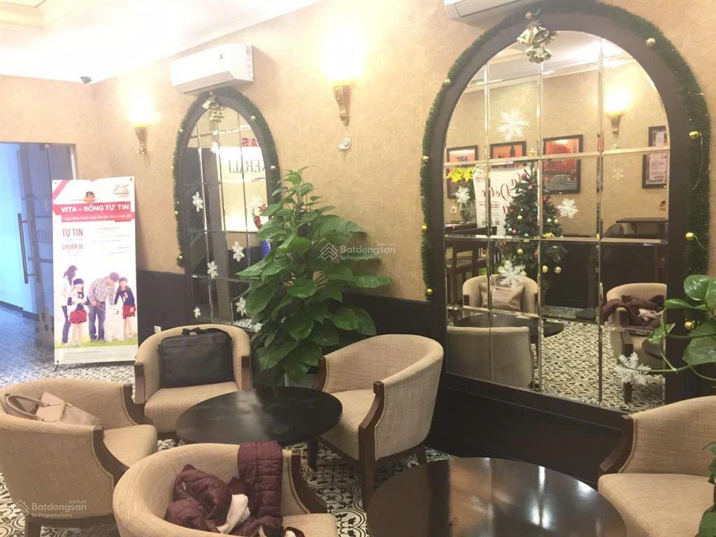 Cho thuê nhà 6 tầng mặt phố đội cấn ba đình, mặt tiền 6m, dt 80m, 9 phòng, vị trí trung tâm