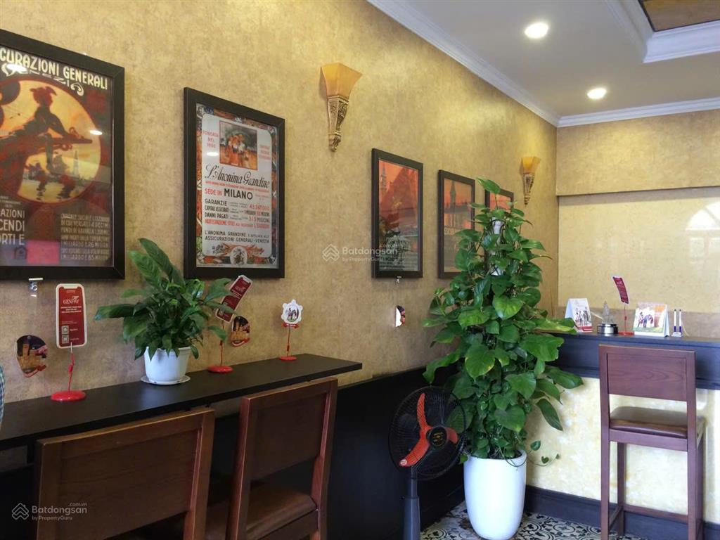 Cho thuê nhà 6 tầng mặt phố đội cấn ba đình, mặt tiền 6m, dt 80m, 9 phòng, vị trí trung tâm