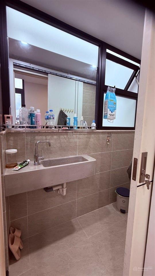 Siêu phẩm 2 mặt tiền gần nguyễn thị thập,quận 7 nhà 7 tầng thang máy vừa ở vừa khai thác dòng