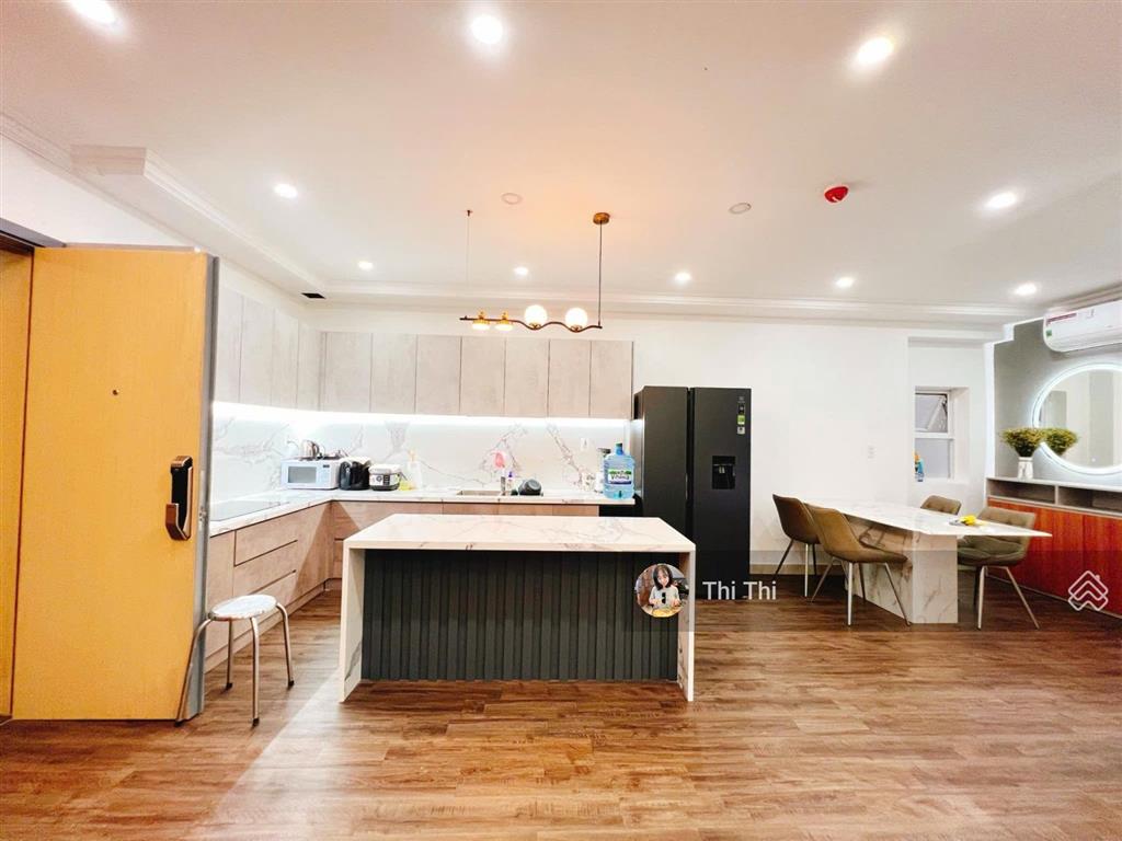 Bán căn hộ chung cư tại đất phương nam, giá ưu đãi 7,5 tỷ, 141m2, 3pn, 2wc hot! 0934 704 ***