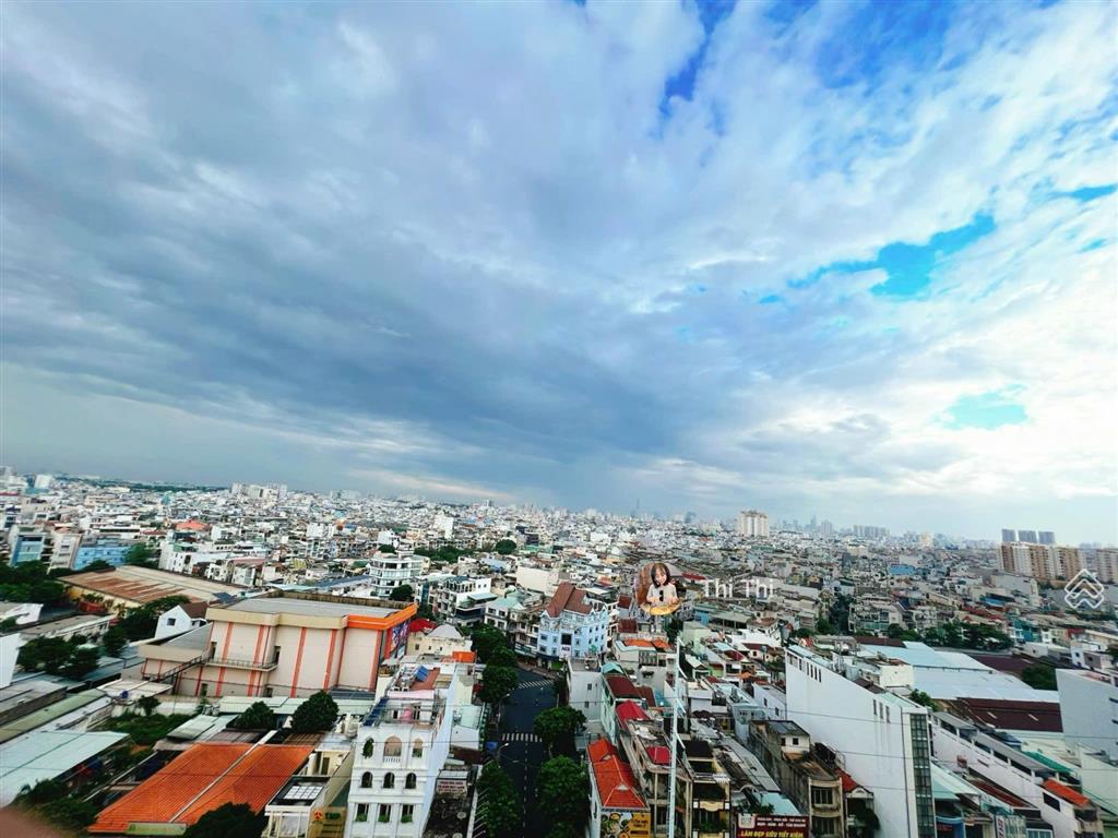 Bán căn hộ oriental plaza âu cơ tân phú 78m2 2pn 2wc 4,1 tỷ sổ view đẹp.  0934 704 ***