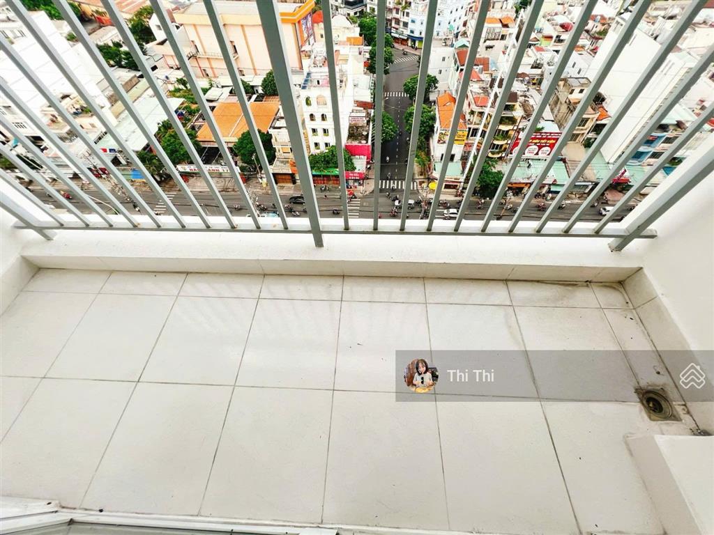 Bán căn hộ oriental plaza âu cơ tân phú 78m2 2pn 2wc 4,1 tỷ sổ view đẹp.  0934 704 ***
