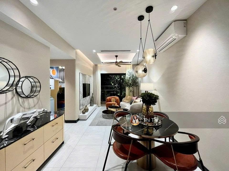 Bán cc tại tản đà court, 6,3 tỷ vnd, 100m2, 3pn, 2wc.  0934 704 ***