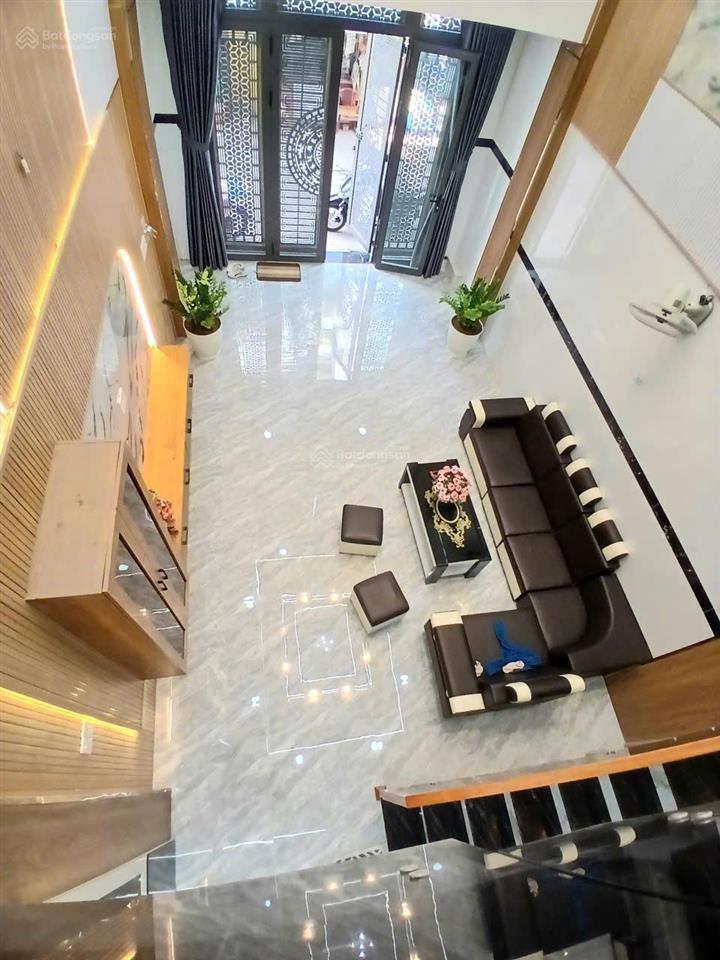 Nhà phố liền kề siêu đẹp. hẻm xe hơi ngủ trong nhà, khu dân trí cao, vị trí đẹp gần chợ trường học
