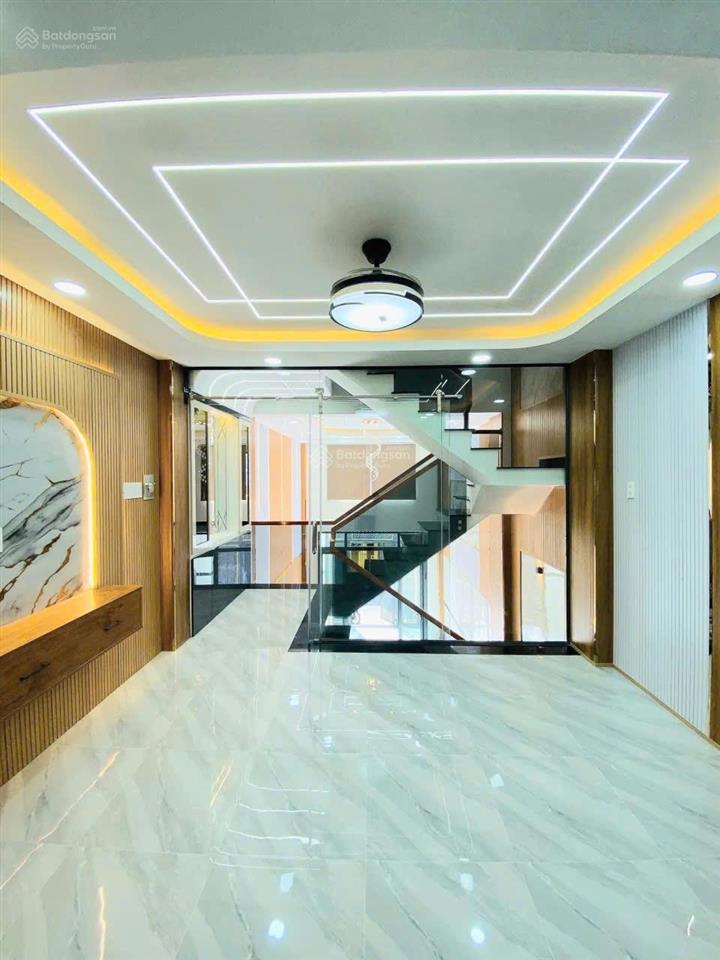 Nhà phố liền kề siêu đẹp. hẻm xe hơi ngủ trong nhà, khu dân trí cao, vị trí đẹp gần chợ trường học