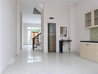 Bán nhà 68m2  giáo xứ cao thái phường long bình giá 5 tỷ.