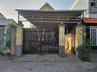 Chủ gửi bán nhà 2 tầng mặt tiền đuờng số kế giáo xứ long thạnh mỹ 150m2 full thổ cư giá 8 tỷ 7.