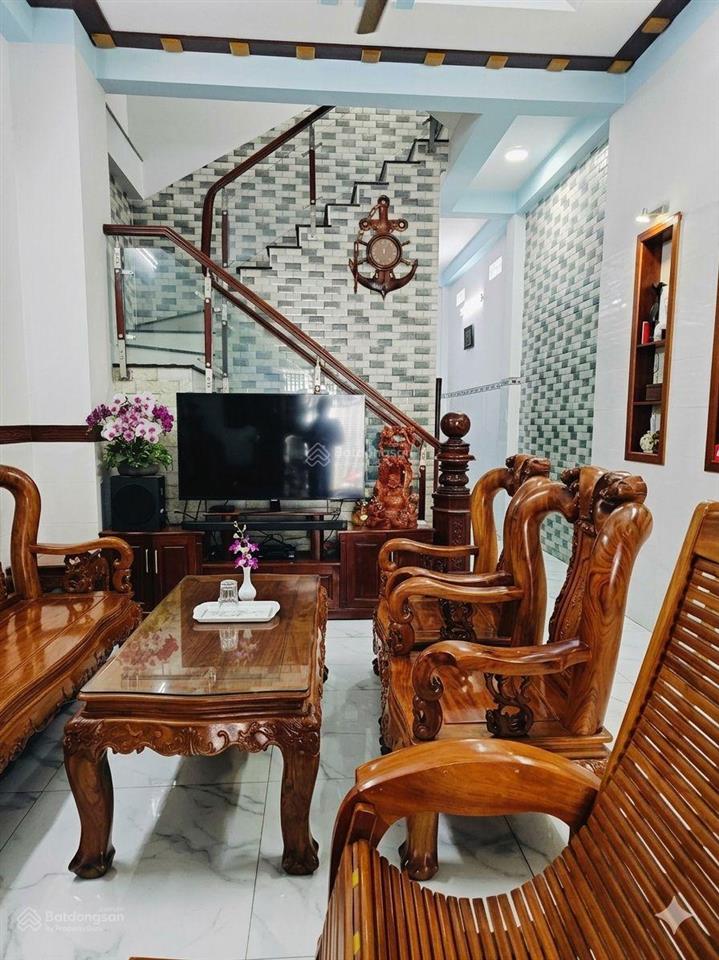 Bán đẹp 3 tầng mt đường 100 p. tân phú kế suối tiên 100m2 giá nhĩnh xíu 8 tỷ.