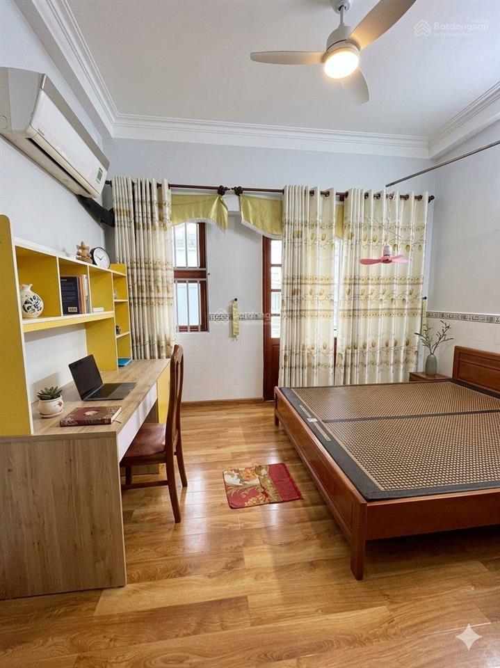 Bán đẹp 3 tầng mt đường 100 p. tân phú kế suối tiên 100m2 giá nhĩnh xíu 8 tỷ.