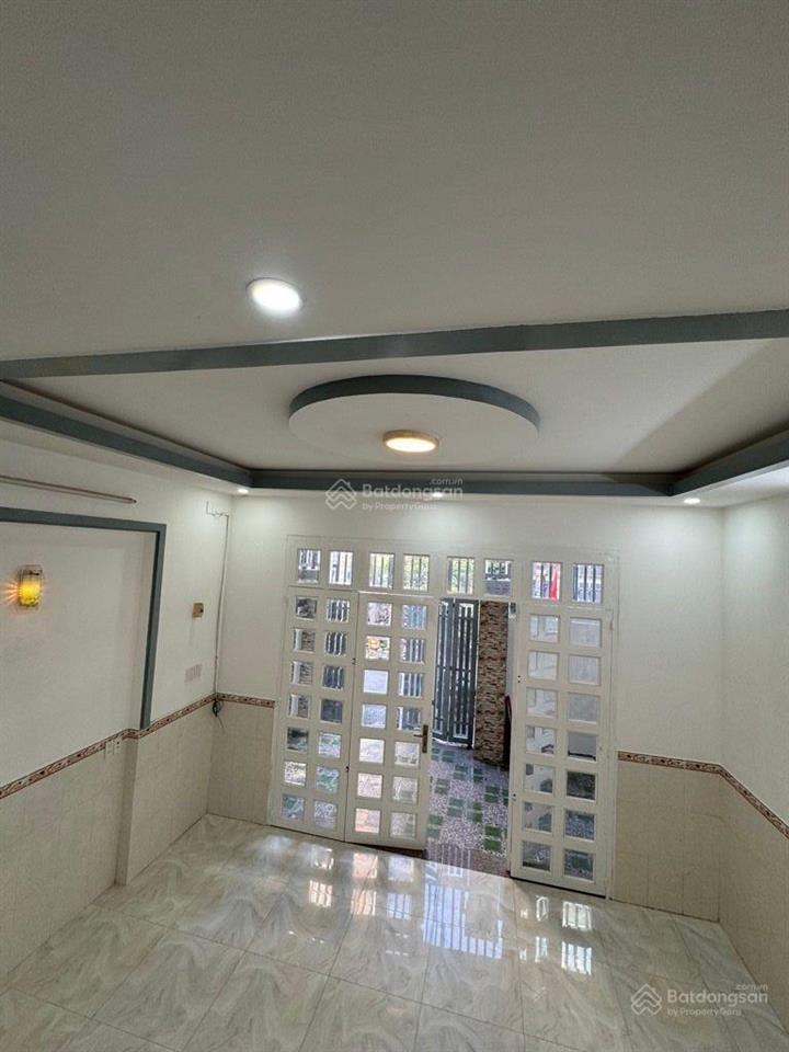 Bán nhà 2 tầng phường phú hữu 53m2 giá 4 tỷ 9.
