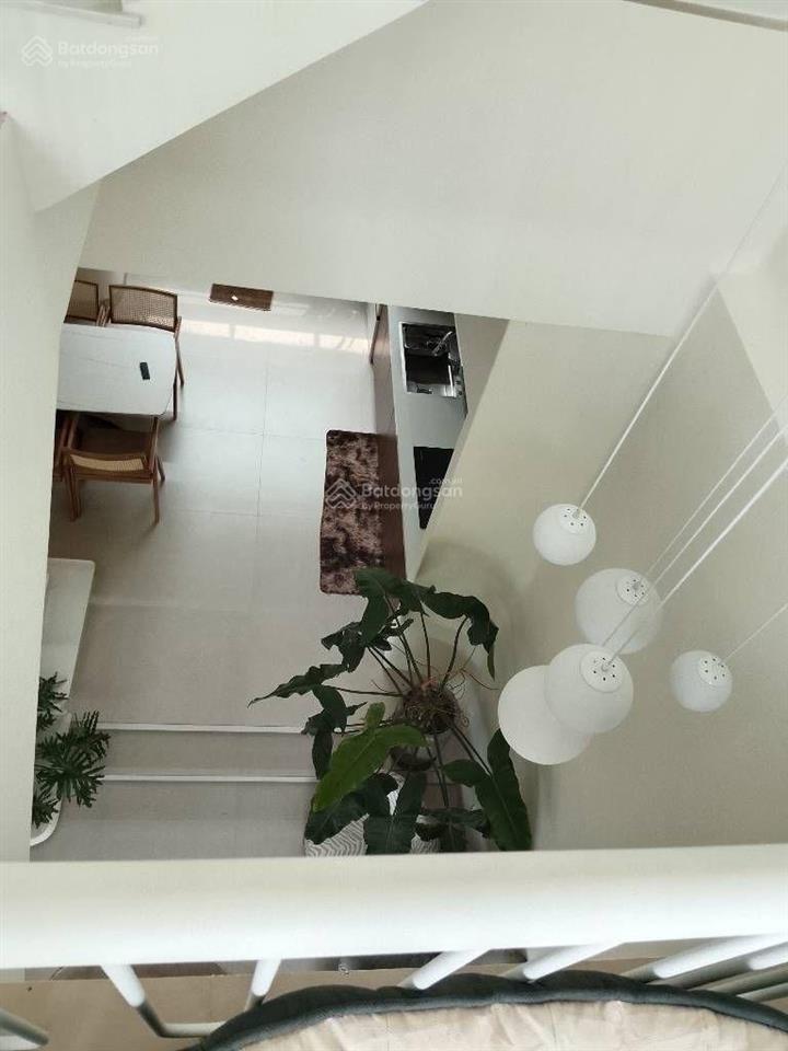 Bán nhà phố 3 tầng thiết kế hiện đại phường long phước kế dự án iki 50m2 giá 6 tỉ.