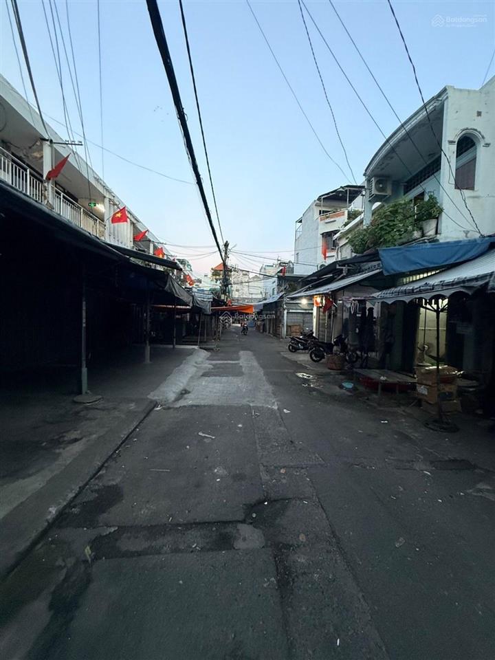 Bán nhà trệt lửng 79m2 ngang 5,1m nở hậu, hẻm chợ hoàng ngọc phách, phú thọ hòa, giá 5,8 tỷ