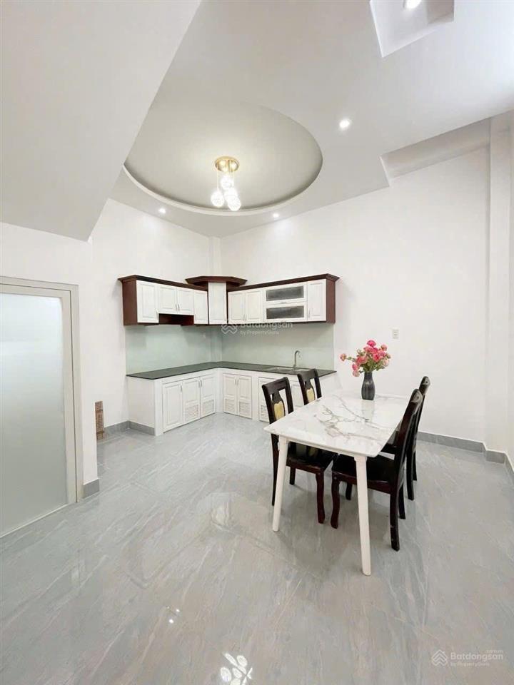 Chủ bán gấp căn nhà 60m2/1tỷ350 ngay nguyễn văn tiết, lái thiêu, cạnh chợ đang cho thuê 6tr/tháng