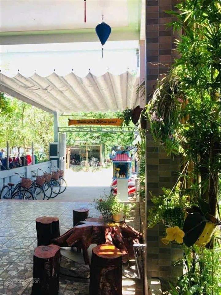 Bán homestay có 7 phòng tại trung tâm du lịch phong nha kẻ bàng. view sông son thơ mộng. hiện đang