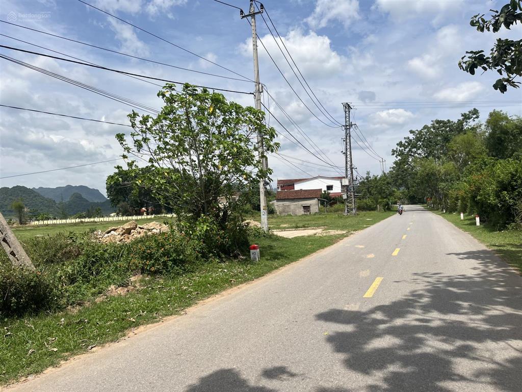 Cần bán gấp lô đất thổ cư mặt tiền quốc lộ 15 nhựa ở thôn cù lạc 1, xã phong nha, quảng trị