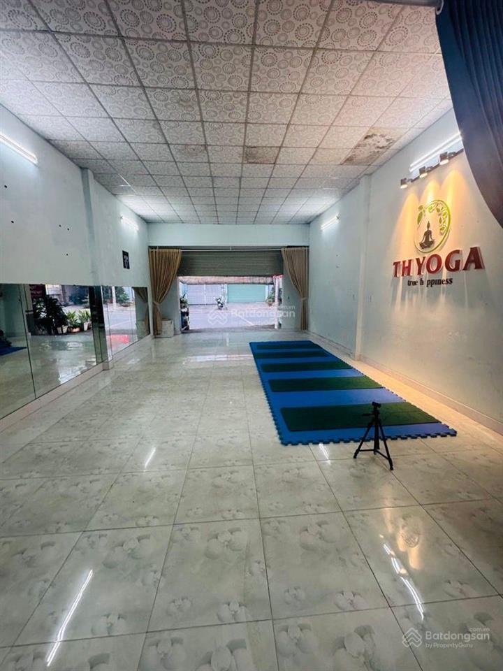 Mặt tiền hà huy giáp, 180m2, đường 20m. có sẵn nhà c4 làm kho, hoặc xây vp, biệt thự, giá 8.85 tỷ