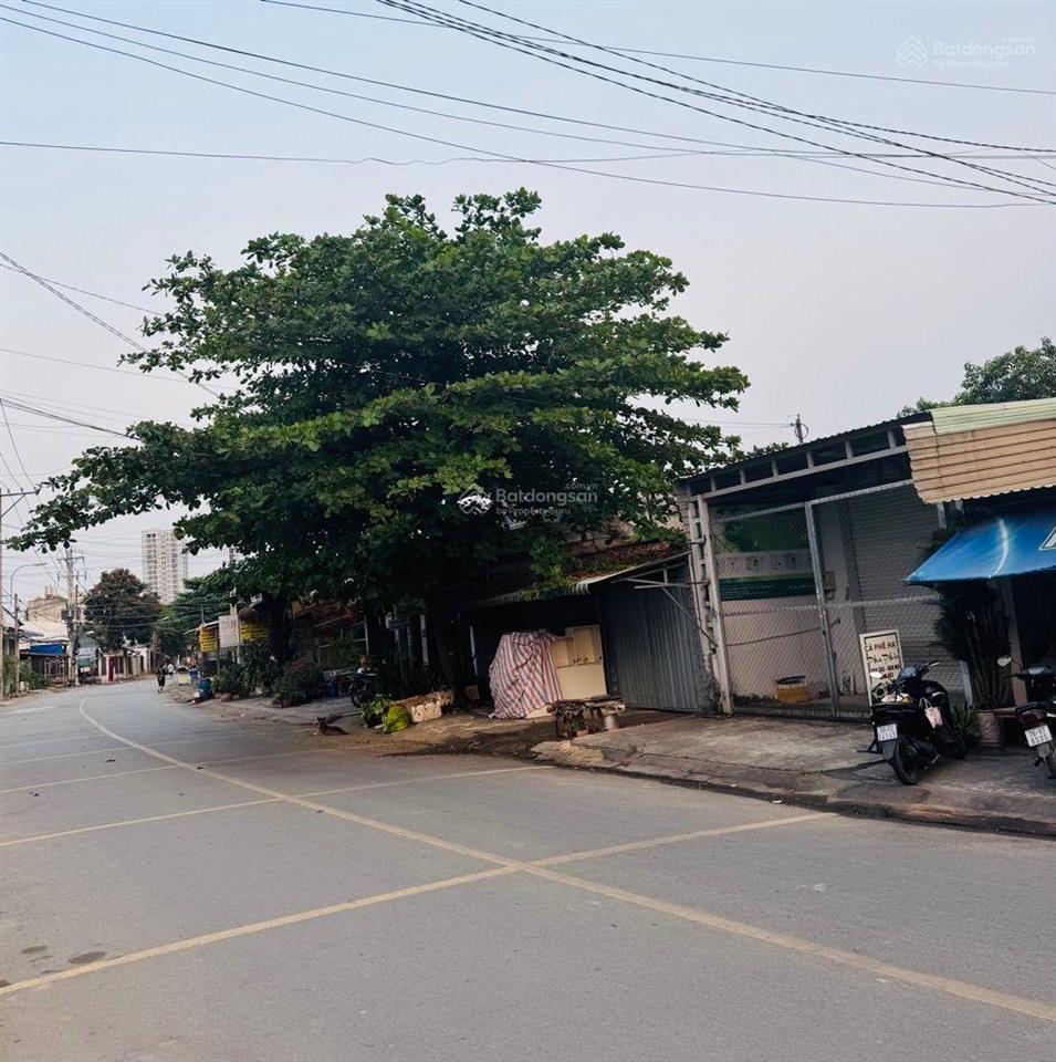 Mặt tiền hà huy giáp, 180m2, đường 20m. có sẵn nhà c4 làm kho, hoặc xây vp, biệt thự, giá 8.85 tỷ