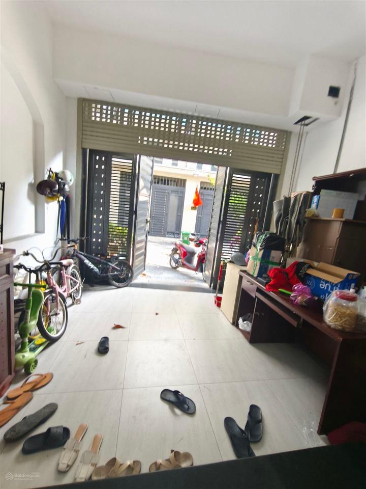 Nhà 4 tầng 65m²  5pn 5wc  gara ô tô trong nhà  thạnh xuân 33  gần hà huy giáp  nhỉnh 5 tỷ