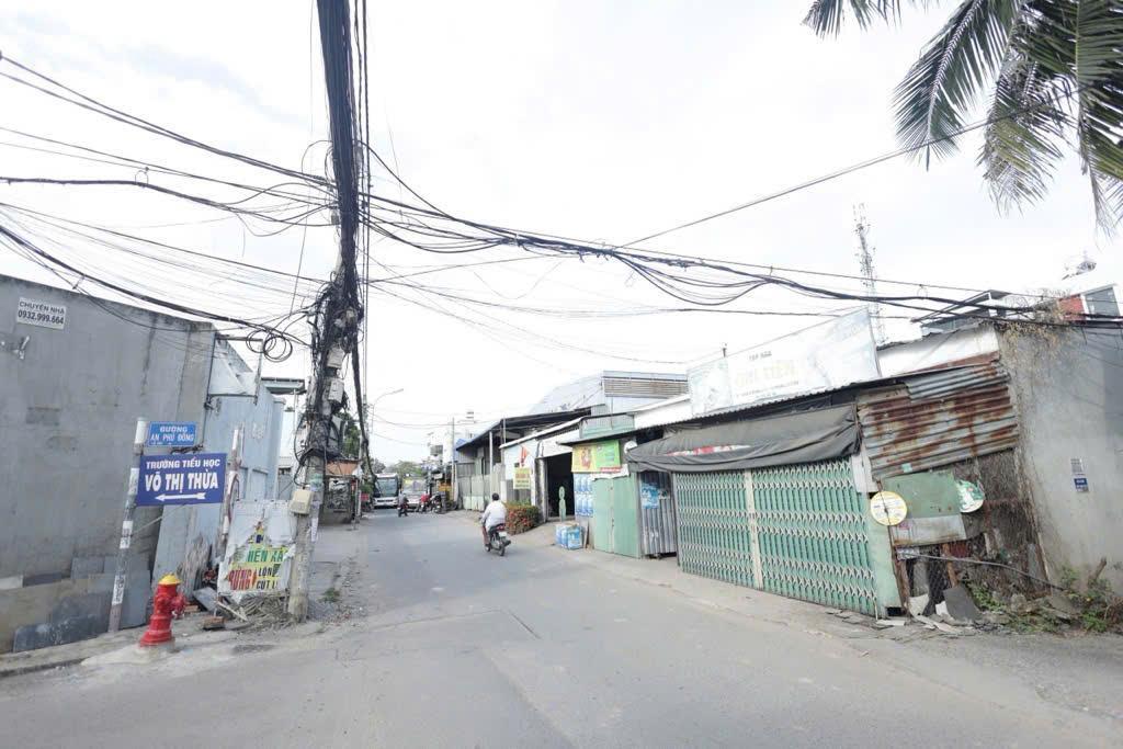 Nhà nở hậu 80m2, ngang 4.2m, 2 tầng 4pn, ở ngay, gần trường học, chỉ hơn 4 tỷ