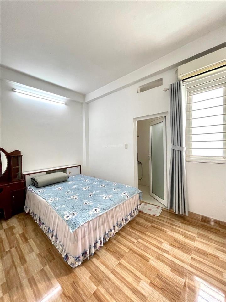 Ngã tư ga  hẻm xe hơi 7m  nhà 4 tầng đẹp như mới  52m  chỉ 6.x tỷ  ở ngay