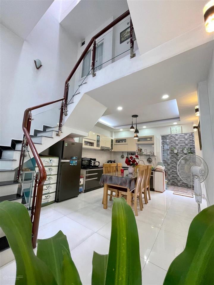 Ngã tư ga  hẻm xe hơi 7m  nhà 4 tầng đẹp như mới  52m  chỉ 6.x tỷ  ở ngay