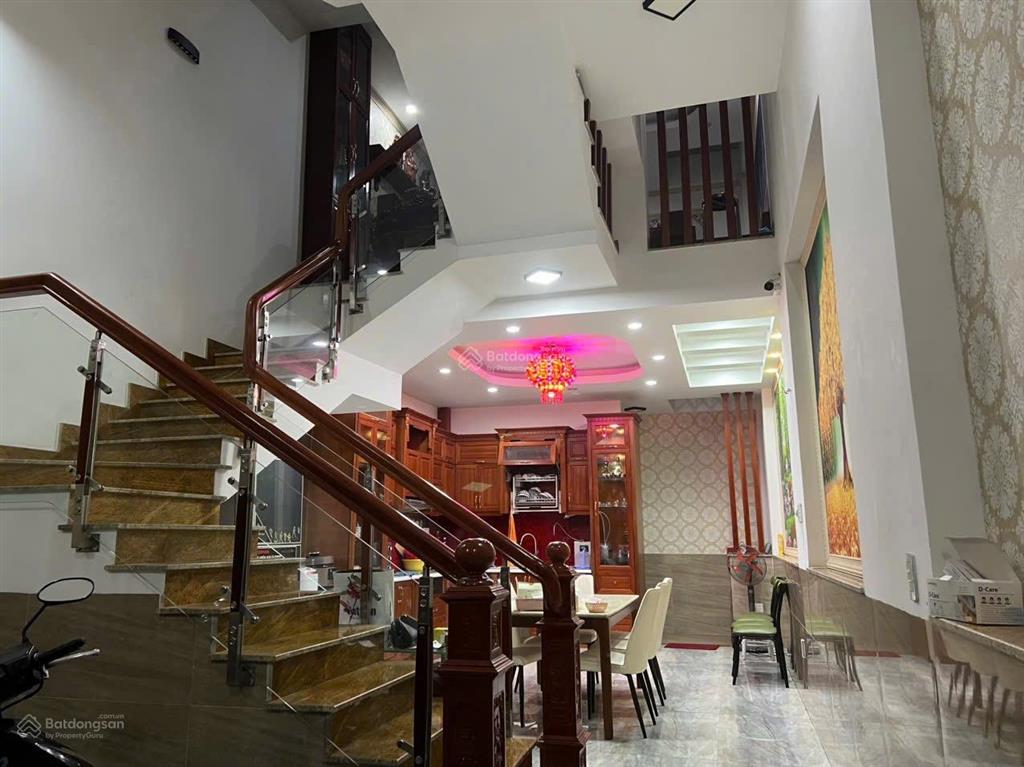 Ngã tư ga  hxh 68m²  nhà mới 4 tầng full nội thất cao cấp  4pn  giá 6.45 tỷ tl