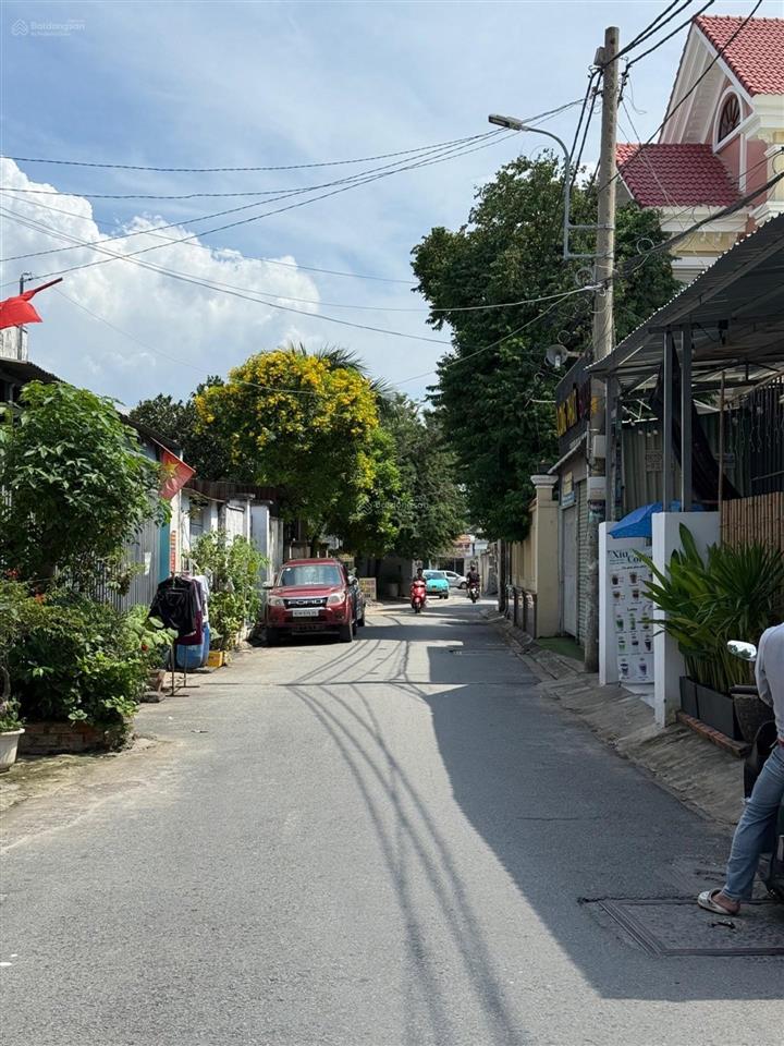 Đất phước long đường ô tô thông cách dương đình hội 30m xây 1 trệt 3 lầu