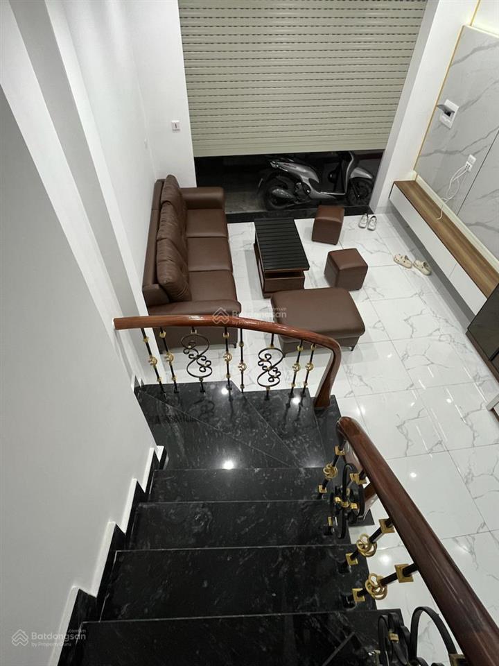 Hàng hiếm ba đình phố đội cấn mặt ngõ kd ô tô đỗ cửa 3 bước ra phố 30m2 x mt 4.3. chỉ 11.5 tỷ