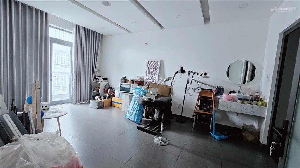 Nhà mtkd trịnh đình trọng, vip tân phú. ngang khủng 8m. nhà thiết kế 1 trệt, 3 lầu, 1 st.