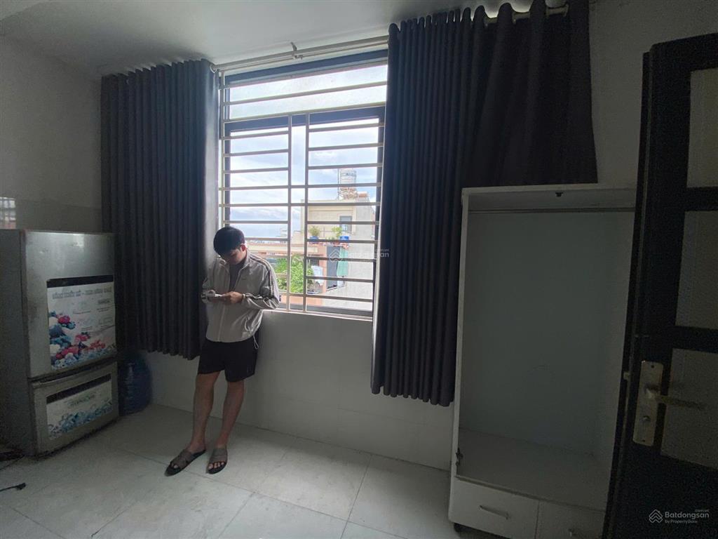 Chính chủ cần cho thuê 1 phòng cuối cùng 2 cửa sổ thông thoáng  gần chợ  lth  gò vấp  tp hcm