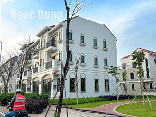 Bán căn góc duy nhất the suite 10x20m, cách quảng trường trung tâm chỉ 200m.  0931 556 ***