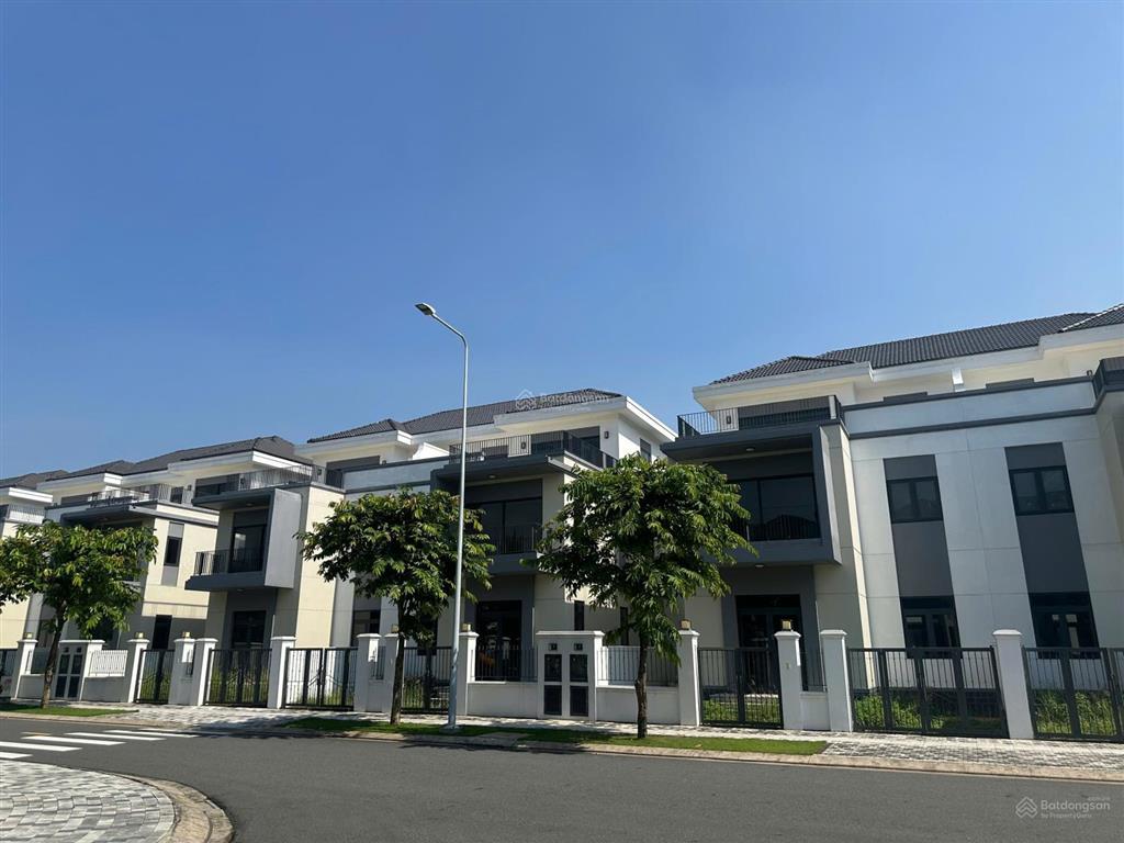 Chỉ 1.7 tỷ thanh toán  sở hữu ngay nhà phố góc valencia aqua city  cắt lỗ sâu so với giá hợp đồng