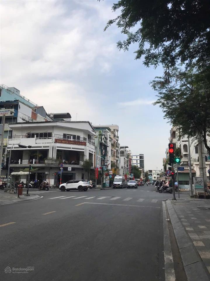 Căn 2pn dt 68m² view nội khu thanh toán 30%