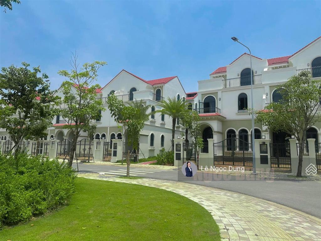 Nhận nhà ngay nhà phố tai thỏ elite 2 120m2 chỉ 4.8 tỷ thanh toán 2.9 tỷ  pkd 0931 556 ***