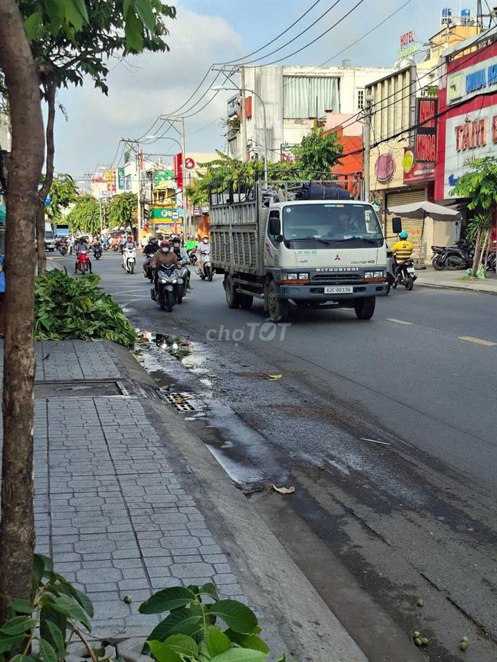 Bán nhà mặt tiền Nguyễn Ảnh Thủ Trung Mỹ Tây Q12 5,5x17m, 18 tỷ TL