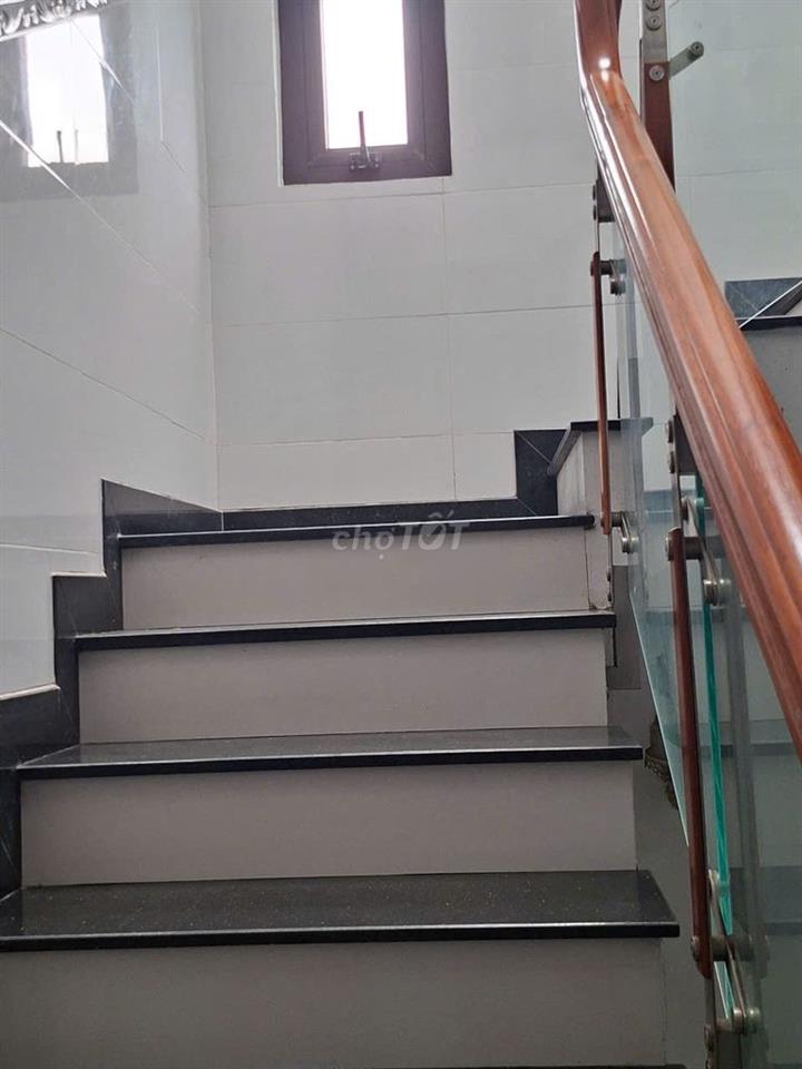Nhà MT Trần Thị Hè Q12 diện tích lớn 4.3x27m, 2 tầng kiên cố, 7.5 tỷ