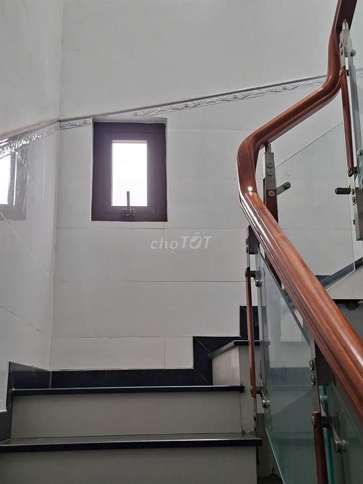 Nhà MT Trần Thị Hè Q12 diện tích lớn 4.3x27m, 2 tầng kiên cố, 7.5 tỷ
