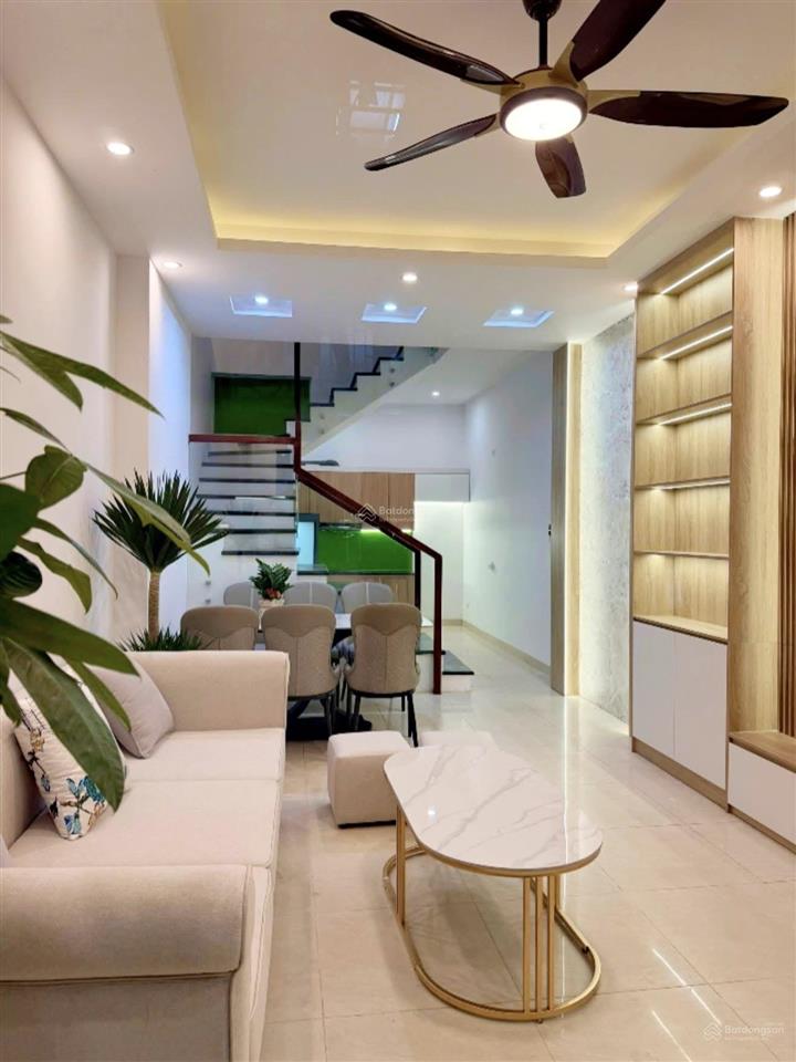 Bán nr 4 tầng 3pn, 3wc tại yên lũng, 10,5 tỷ, 45m2 hàng hot kinh doanh