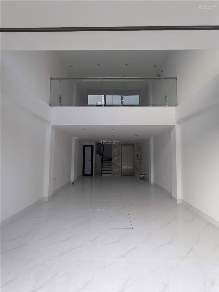 Cho thuê nr 4pn, 5wc, 50m2, 15 triệu, ở ngãi cầu, hoài đức, hà nội, đẹp xuất sắc! thang máy