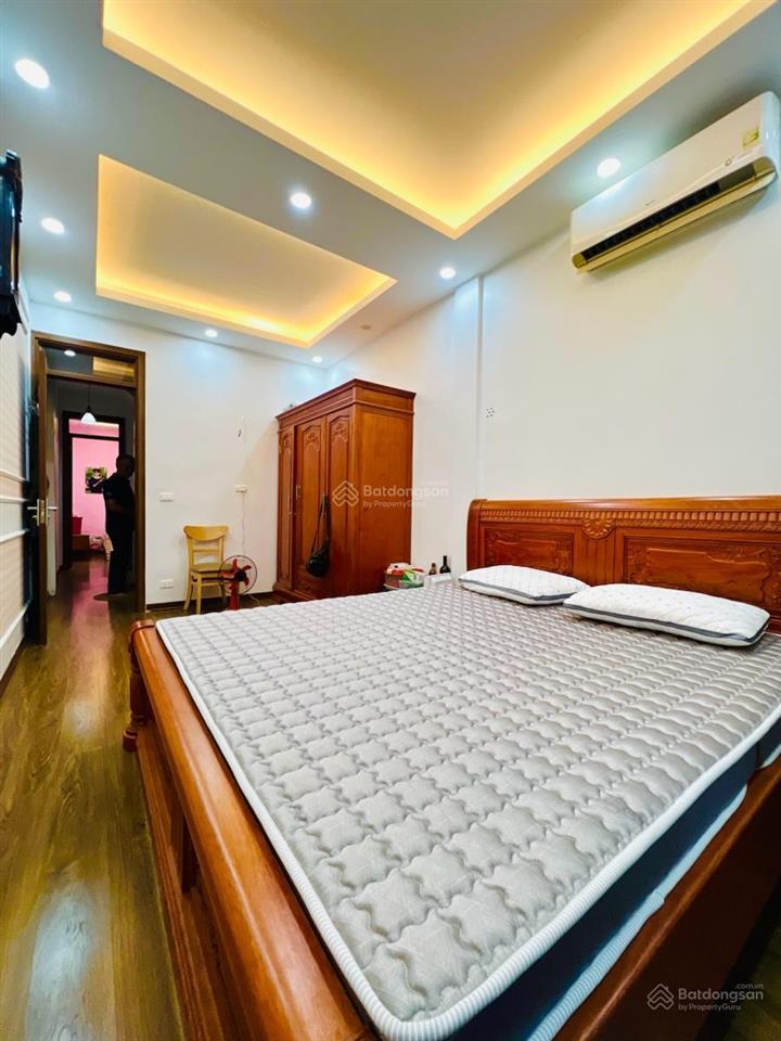 Bán nhà dân xây phố tôn đức thắng