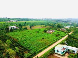 Bán đất tại mặt tiền đường 21m tại [ liên h, 880tr 1121m2, thổ cư 200m2. đường quy hoạch 20m