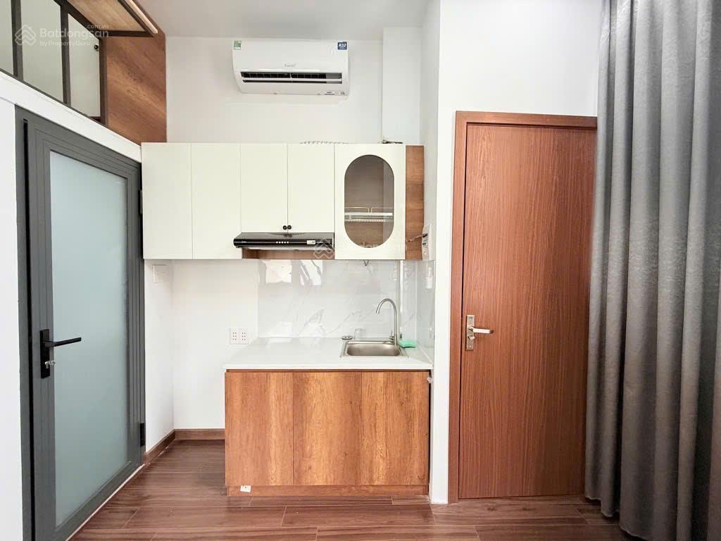 Bán tòa nhà 37p chdv nội thất cao cấp trung tâm quận 7, đường 8m dtsd 900m2, giá 36 tỷ, 190tr/tháng