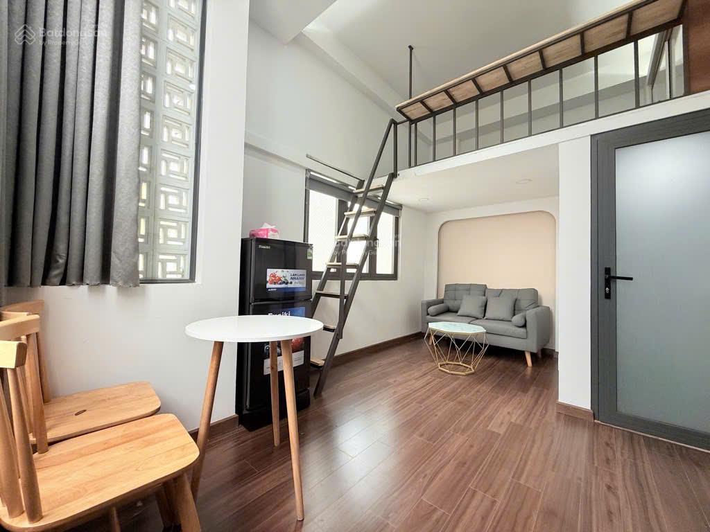 Bán tòa nhà 37p chdv nội thất cao cấp trung tâm quận 7, đường 8m dtsd 900m2, giá 36 tỷ, 190tr/tháng