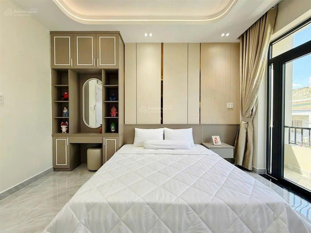 Nhà 5 tầng căn góc đường số, tân kiểng, quận 7. diện tích 253m2, dòng tiền gần 1ty/năm. giá 30 tỷ
