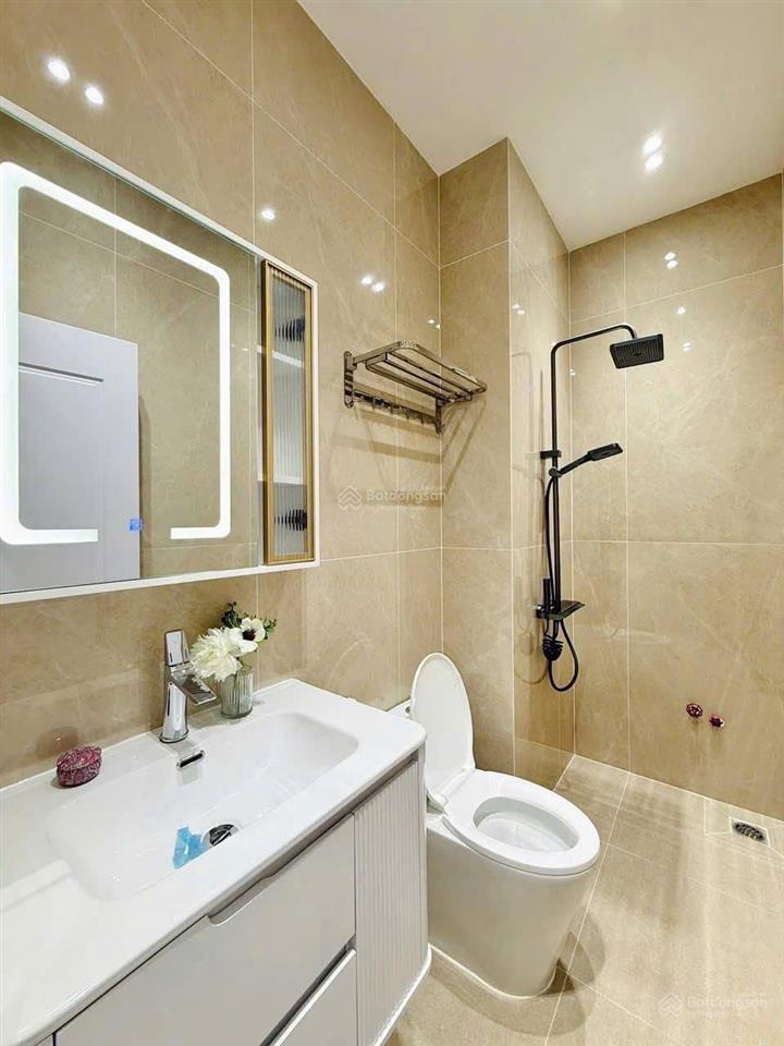 Nhà 5 tầng căn góc đường số, tân kiểng, quận 7. diện tích 253m2, dòng tiền gần 1ty/năm. giá 30 tỷ