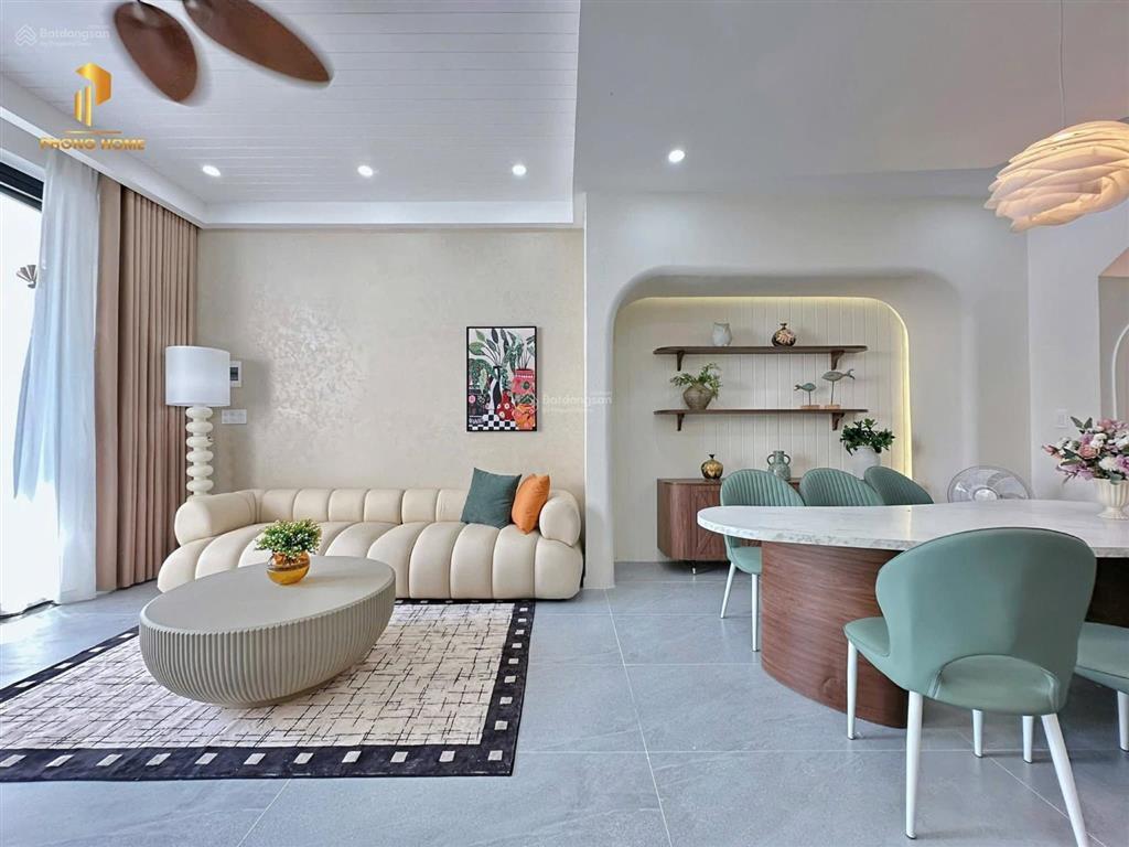 Nhà xây sẵn huỳnh ngọc đủ chỉ xách vali vào ở